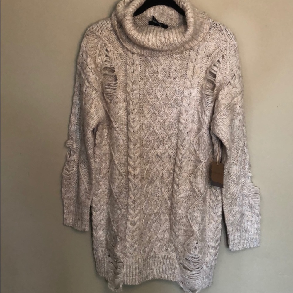 FOREVER 21 SWEATER